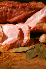 gentle ham with garlic