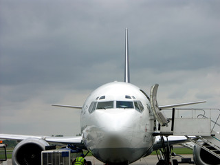 Fototapeta na wymiar zaparkowany samolot