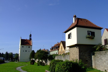 Fototapeta na wymiar tour de franc Sulzfeld dom na ścianie miasta