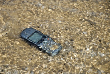 handy unter wasser