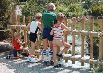 boys at zoo