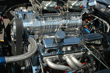 engine of vintage hot rod
