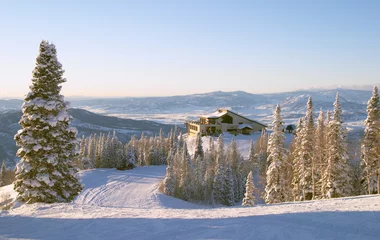 Verduisterende gordijnen steamboat ski resort, colorado © Marco Regalia