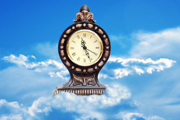 clock skies