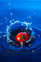 cherry tomato and water3