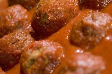 meatballs tomato sauce