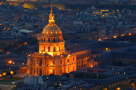les invalides de nuit