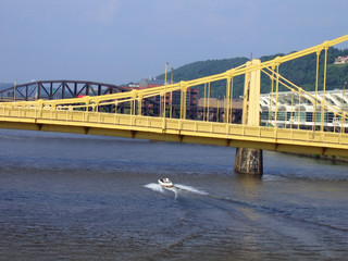 boating under the bridges