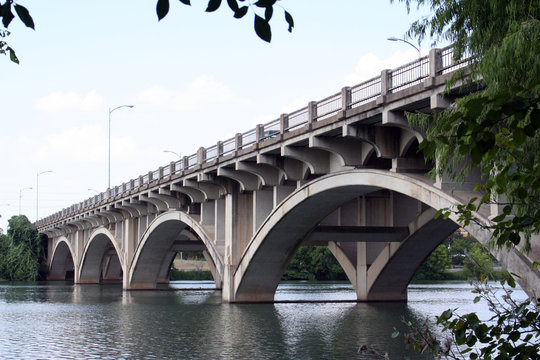 Fototapeta historic lamar bridge in austin, texas
