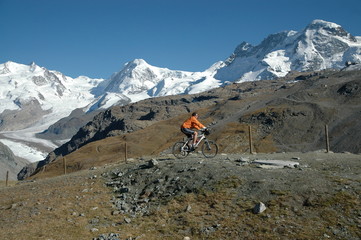 mountain-biken 3