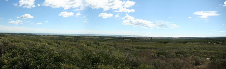 Fototapeta na wymiar panoramique de la guarrigues a la mer