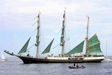 sailing-ship-5