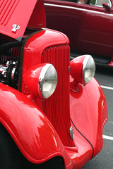 Obraz na płótnie Canvas old red car