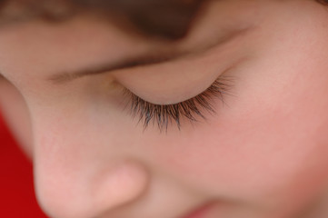 eyelashes