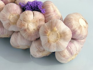 garlic in the pigtail