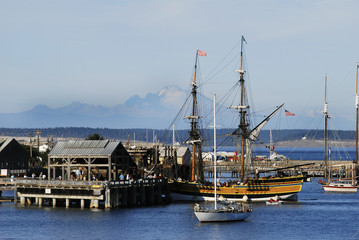 lady washington in port