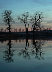 Fototapeta na wymiar after the sunset on a lake