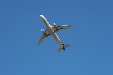 airplane flying