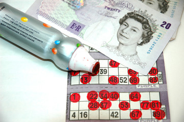 bank notes and bingo card