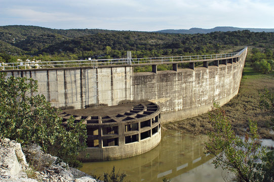 un barrage