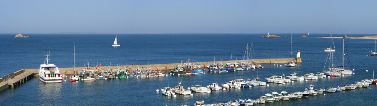 port de l'ile de houat