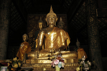 thailand, lampang: wat phra that lampang luang temple