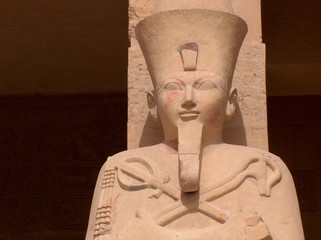 queen hatshepsut depicted as osiris