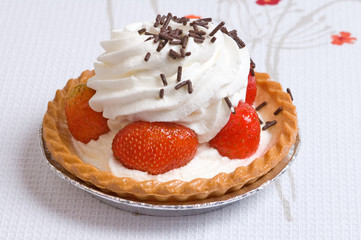 strawberry cup cake