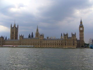 Fototapeta na wymiar parliament building