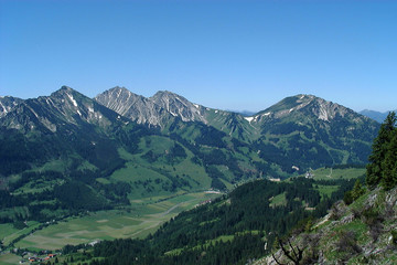 Fototapeta na wymiar allgäuer alpen - lechtaler alpen