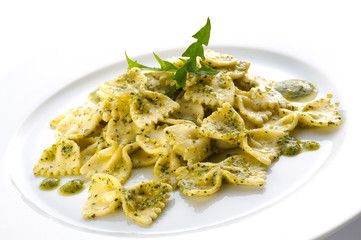 pasta with dandelion sauce