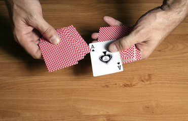 playing cards tricks focuses