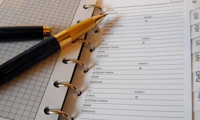 stift und adressbuch