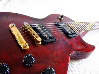 Fototapeta na wymiar czerwone gitary