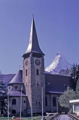 Photo sur Plexiglas Cervin matterhorn and church