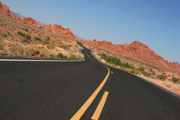 Fototapeta na wymiar desert highway