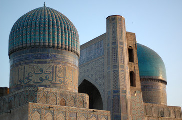 colorful mosque in samarkand