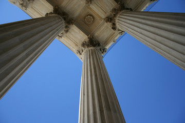 Naklejka premium marble columns at supreme court
