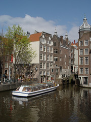 Fototapeta na wymiar boat trip through amsterdam