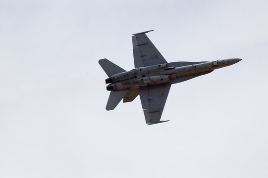 f/a-18 hornet undercarriage