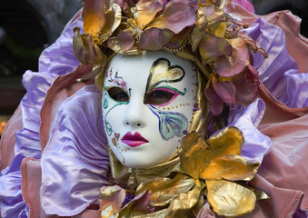 venice masked woman