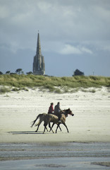 chevaux sur la plage de goulven