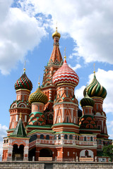 Fototapeta na wymiar vasily blazhennyj cathedral on the red area.