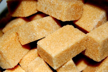 sucre roux en morceau
