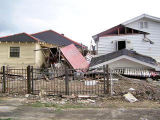 houses damaged by hurricane katrina