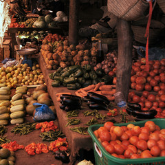 fruit and vegetables market in zanzibar, tanzania - obrazy, fototapety, plakaty