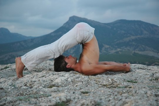 hatha-yoga: halasana