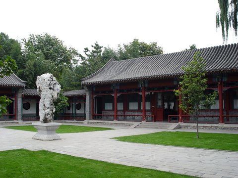 chinese courtyard