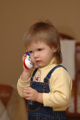 girl with toy phone