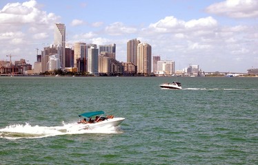 biscayne bay and brickell skyline